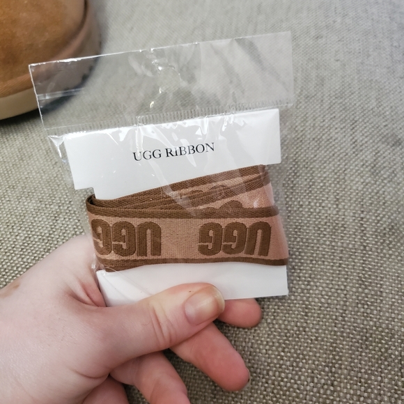 UGG boots - Picture 4 of 5